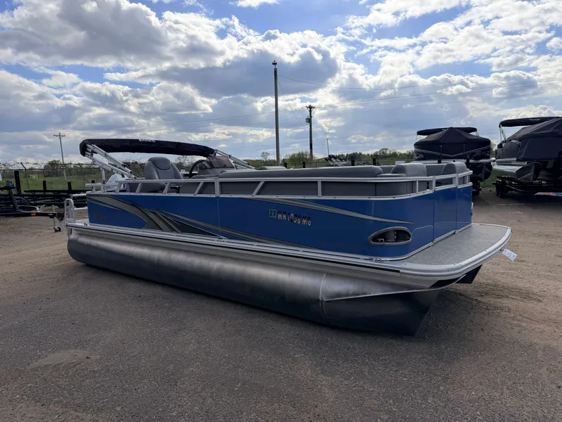 Slide: The Image of Tahoe Sport 2080 CRB & 100HP Honda 4Stroke -$29,995 2022 - 50