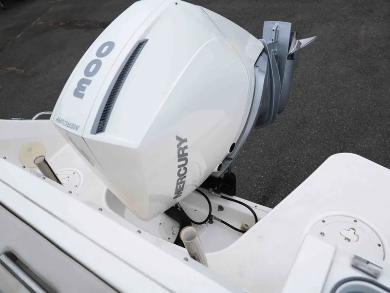 Slide: The Image of 2022 Boston Whaler 240 Vantage with Mercury 300 outboard motor. - 21