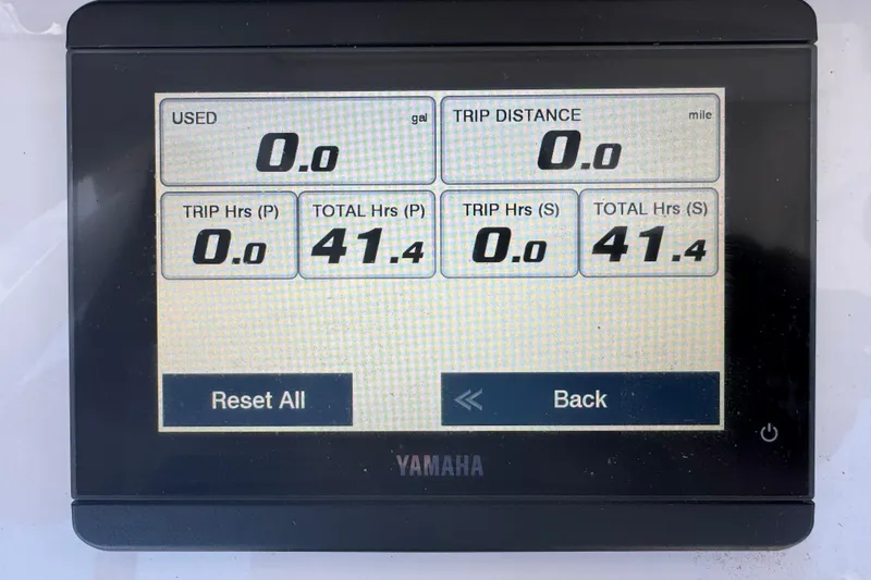 Slide: The Image of Yamaha display showing trip data for 2023 Sea Hunt Gamefish 27 Forward Seating. - 24