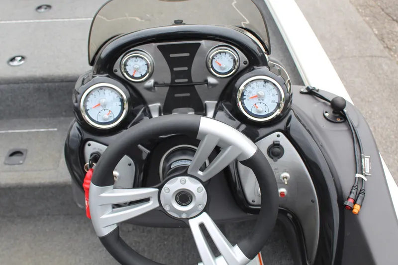 Slide: The Image of Dashboard of the 2020 Tracker Pro Team 195 TXW TE boat. - 9