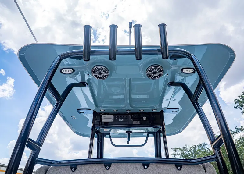 Slide: The Image of 2026 Sea Hunt Ultra 285 SE boat roof with speakers and mounts. - 16