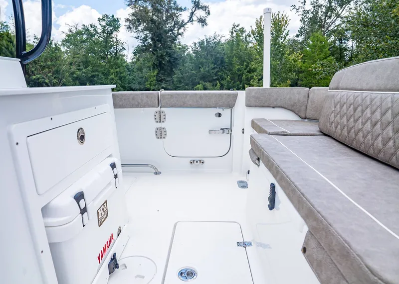 Slide: The Image of Interior of Sea Hunt Ultra 285 SE boat, model year 2026. - 8