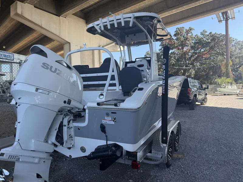 Slide: The Image of 2026 Sea Pro 245FLX R boat with Suzuki outboard motor. - 10