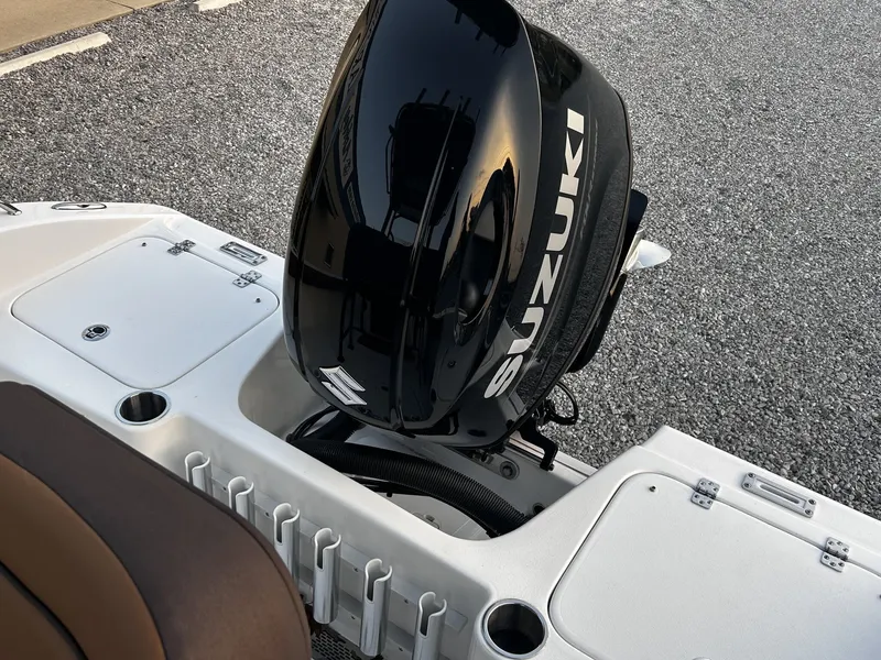 Slide: The Image of 2026 Sea Pro 202 Center Console with Suzuki outboard motor. - 4