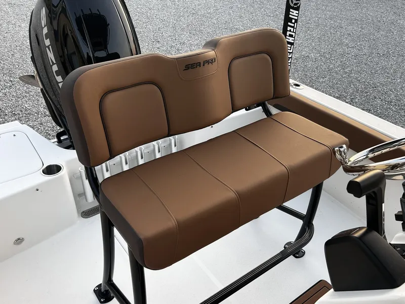 Slide: The Image of Brown seat in Sea Pro 202 Center Console boat, 2026 model. - 8