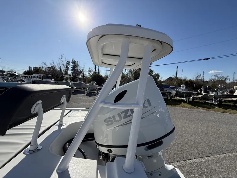 Slide: The Image of 2026 Sea Pro 172 Bay boat with Suzuki outboard motor. - 5