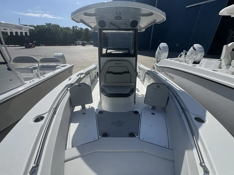 Slide: The Image of 2026 Sea Pro 245FLX R boat at dock, modern design. - 5