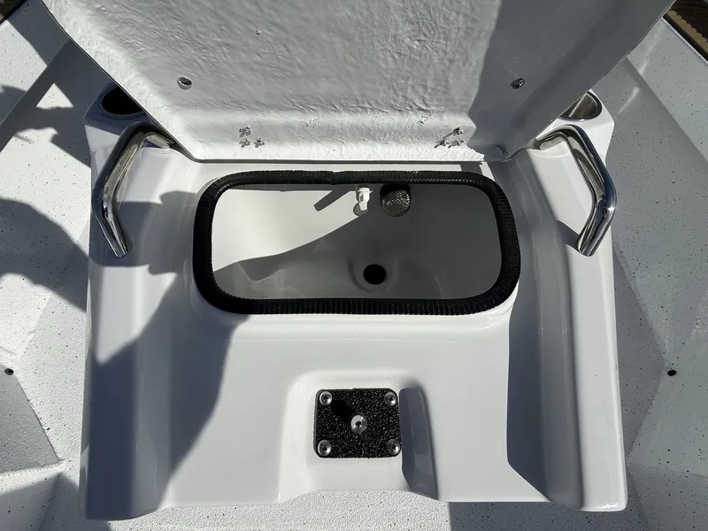 Slide: The Image of Xpress Hyper-Lift Bay Series H20B 2026 boat hatch open. - 5