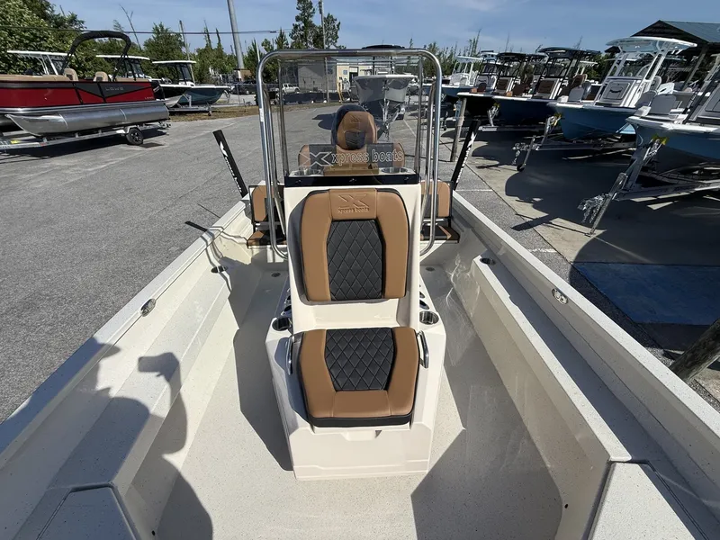 Slide: The Image of Interior view of Xpress Hyper-Lift Bay Series H22B boat, 2026 model. - 7