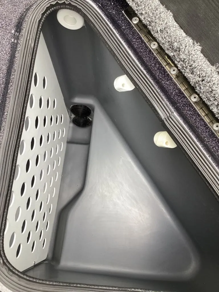 Slide: The Image of Interior of 2026 Bass Cat Cougar FTD SP boat. - 37
