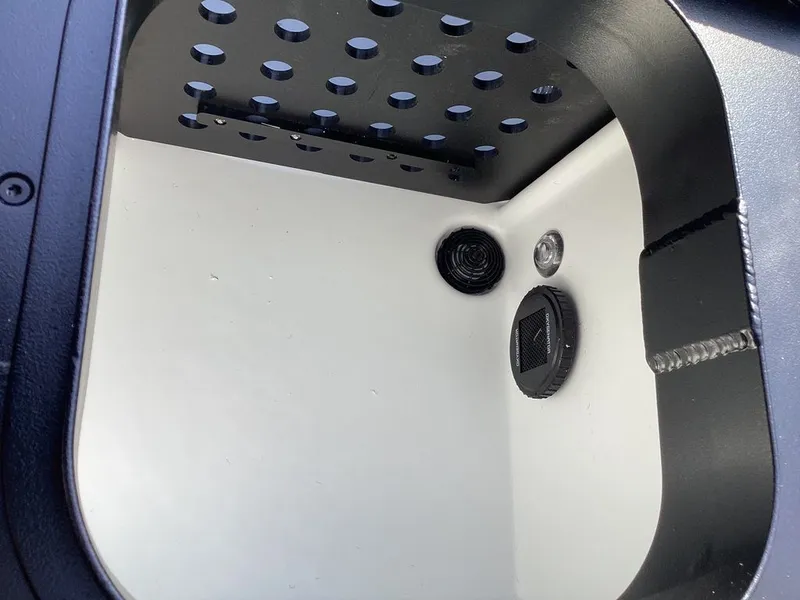 Slide: The Image of Interior of Skeeter ZXE21 2026 with ventilation and speakers. - 30