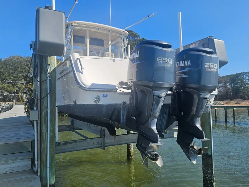Slide: The Image of Grady-White Marlin 300 2006 - 3