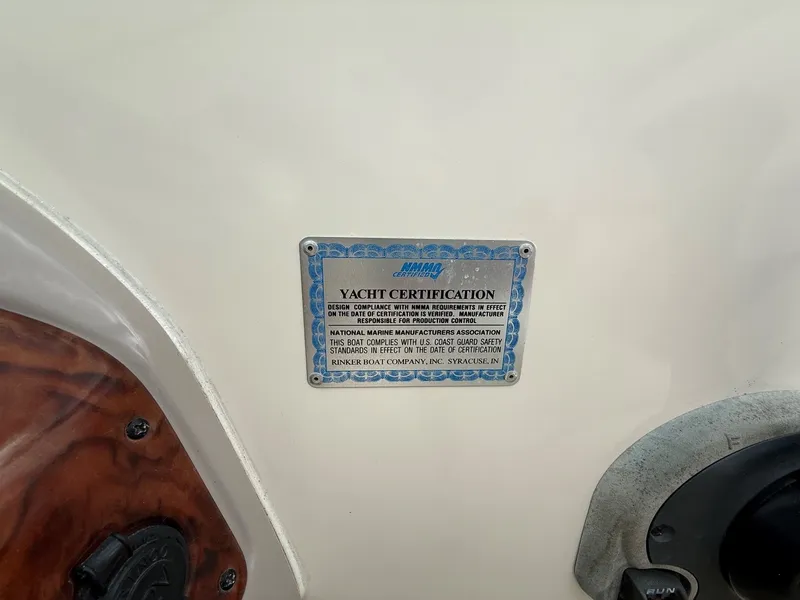 Slide: The Image of Yacht certification plaque on 2004 Rinker 262 Captiva Bowrider. - 16