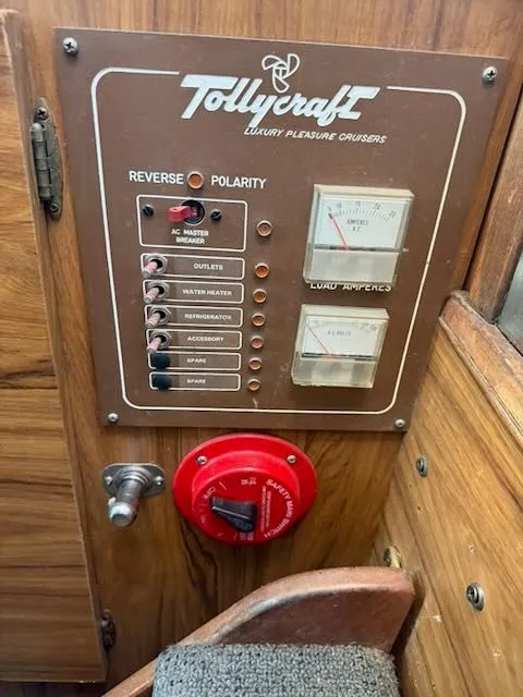Slide: The Image of Control panel of a 1979 Tollycraft 26 luxury boat. - 20