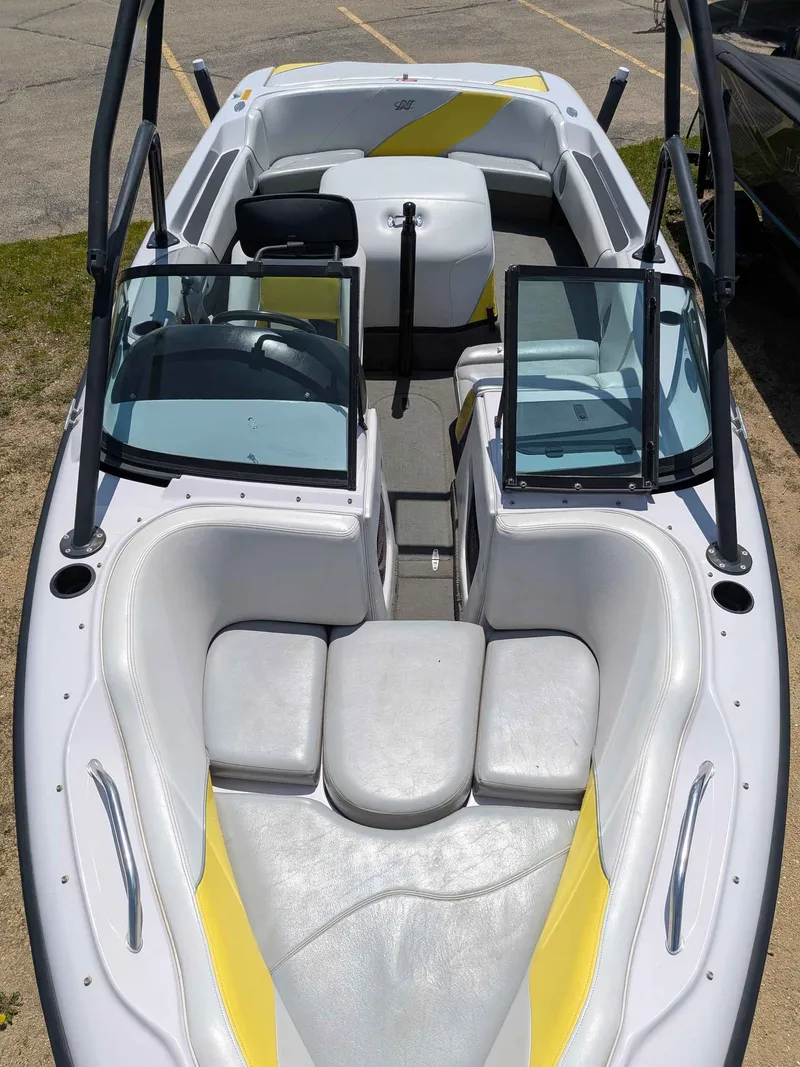 Slide: The Image of Interior view of a 2000 Correct Craft Air Nautique boat. - 5