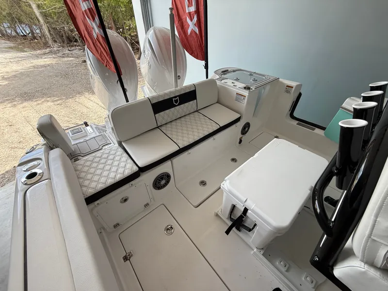 Slide: The Image of SEA FOX BOAT WORKS 268 COMMANDER 2026 - 7