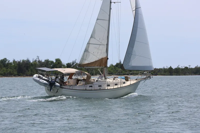 Slide: The Image of Sailing yacht Island Packet 35, 1994 model, cruising on open water. - 22