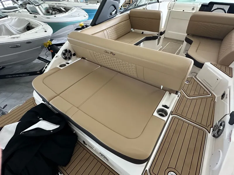Slide: The Image of Interior of the 2024 Sea Ray SDX 250 boat. - 12