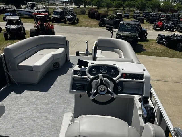 Slide: The Image of Godfrey EX 2286 Single Flip Lounge 2026 - 10