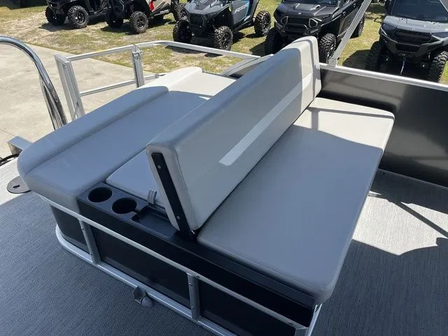Slide: The Image of Godfrey EX 2286 Single Flip Lounge 2026 - 11