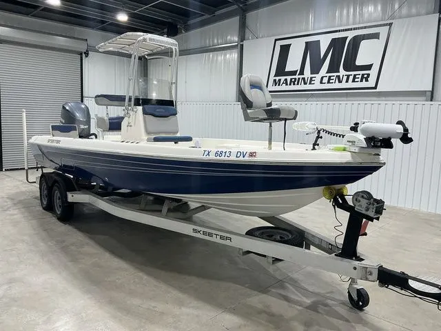 Slide: The Image of Skeeter SX 240 2014 - 12