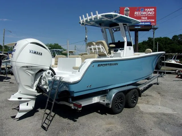 Slide: The Image of Sportsman Heritage 231 Center Console 2026 - 3