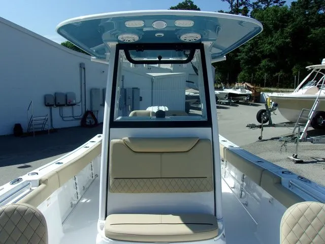 Slide: The Image of Sportsman Heritage 231 Center Console 2026 - 5