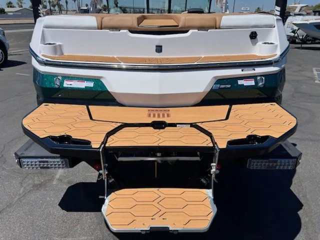 Slide: The Image of MasterCraft NXT22 2026 - 9
