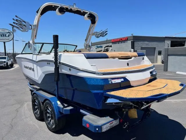 Slide: The Image of MasterCraft NXT22 2026 - 8