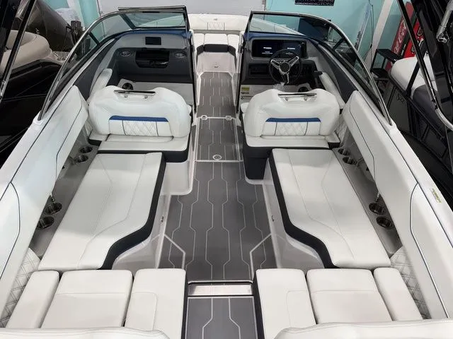 Slide: The Image of Regal LS4 2023 - 5