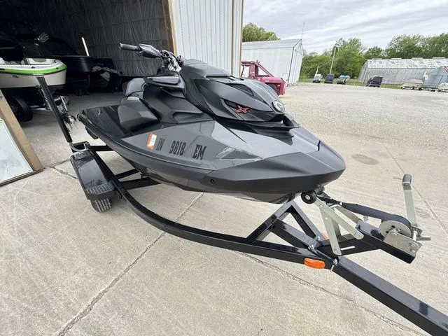 Slide: The Image of Sea-Doo RXP-X 300 Ibr Premium Triple Black 2023 - 4