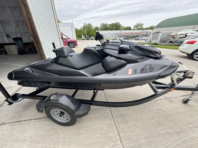 Slide: The Image of Sea-Doo RXP-X 300 Ibr Premium Triple Black 2023 - 5