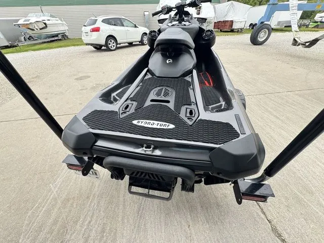 Slide: The Image of Sea-Doo RXP-X 300 Ibr Premium Triple Black 2023 - 7