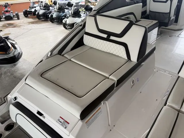 Slide: The Image of Yamaha 275SD 2026 - 11