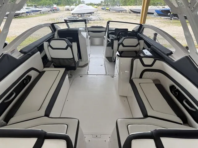 Slide: The Image of Yamaha 275SD 2026 - 13