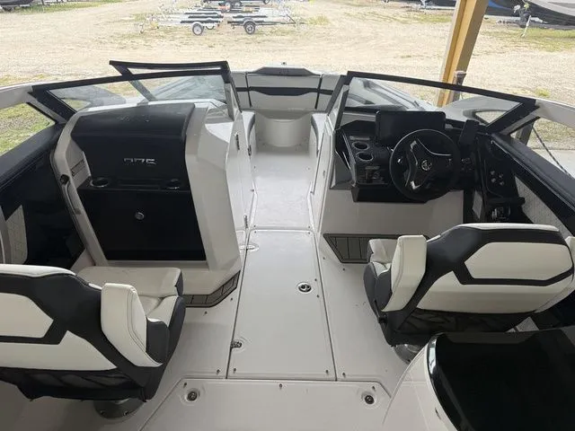 Slide: The Image of Yamaha 275SD 2026 - 16