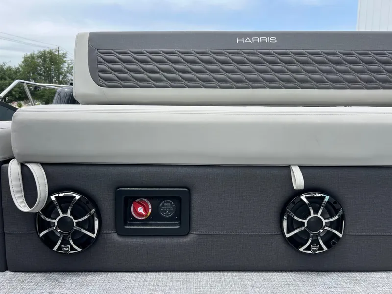 Slide: The Image of 2026 Harris Sunliner 250 boat seat with speakers. - 25