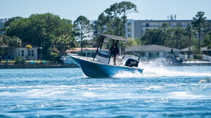 Slide: The Image of Boston Whaler 190 Montauk 2027 - 3