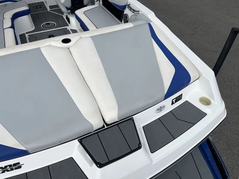 Slide: The Image of 2019 Axis T22 boat with gray and blue upholstery. - 11