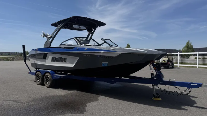 Slide: The Image of 2020 Malibu Wakesetter 23 MXZ on trailer, side view. - 4