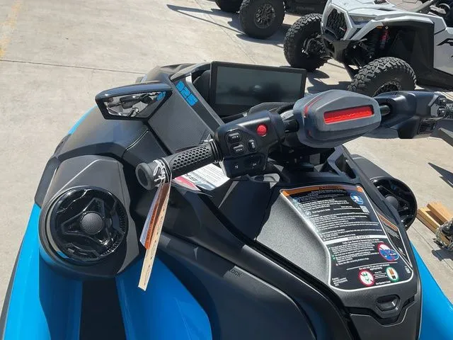 Slide: The Image of Sea-Doo RXT-X 2026 - 5