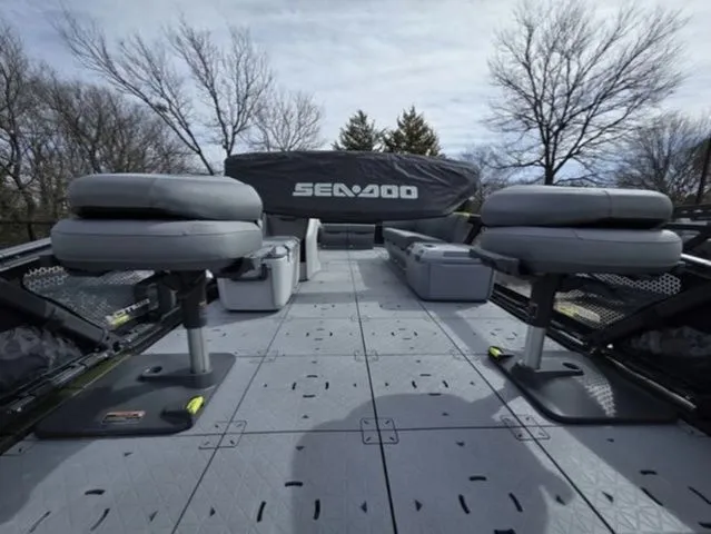 Slide: The Image of Sea-Doo Switch Fish 21 2026 - 10