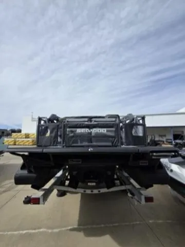 Slide: The Image of Sea-Doo Switch Fish 21 2026 - 7