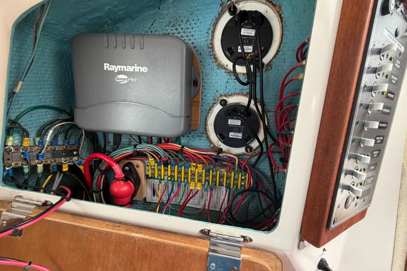 Slide: The Image of Electrical panel of a 1982 Sabre 34 sailboat with Raymarine SmartPilot system. - 30