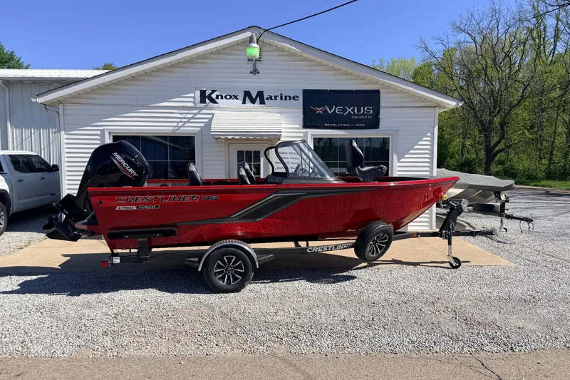 The Image of 2026 Crestliner 1650 Kodiak WT boat displayed outside Knox Marine dealership. - 0