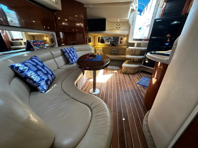 Slide: The Image of Sea Ray 380 Sundancer 2003 - 37
