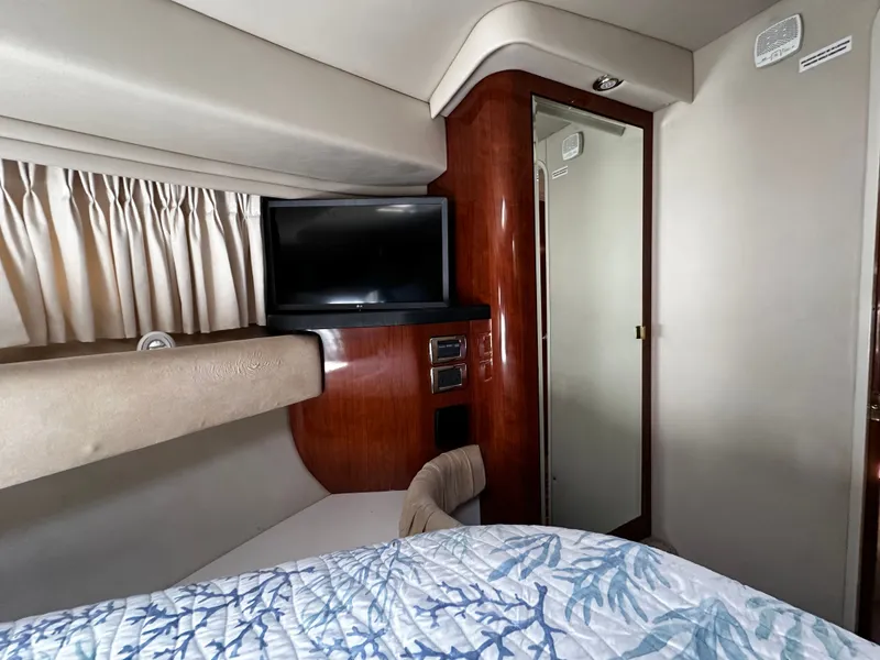 Slide: The Image of Sea Ray 380 Sundancer 2003 - 52