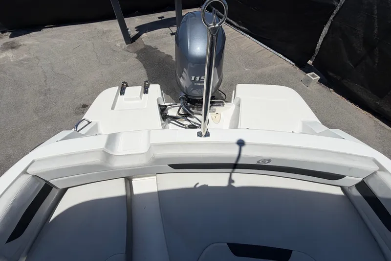 Slide: The Image of 2022 Hurricane SunDeck Sport 185 OB boat with Yamaha outboard motor, rear seating view. - 56