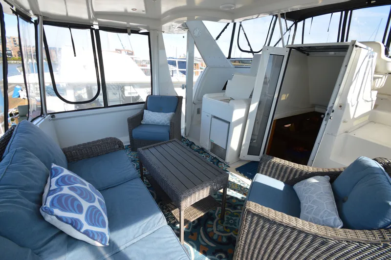 Slide: The Image of Carver Yachts 406 Motor Yacht 2001 - 11