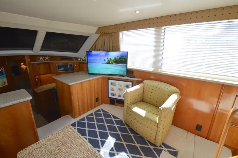 Slide: The Image of Carver Yachts 406 Motor Yacht 2001 - 16